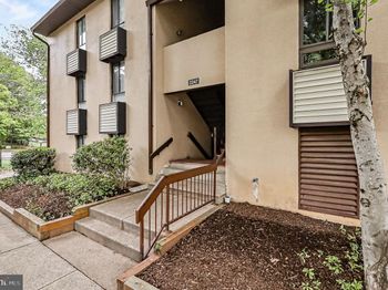 2247 Castle Rock Square