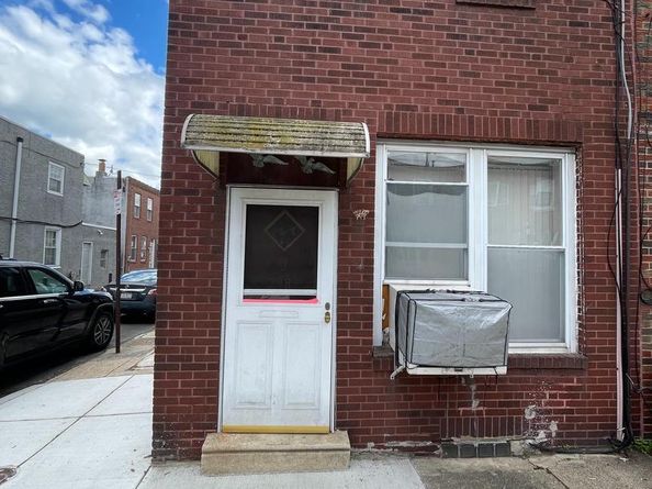 2983 E Thompson Street, Philadelphia PA 19134