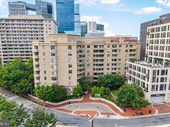 7111 Woodmont Avenue 308, Bethesda MD 20815