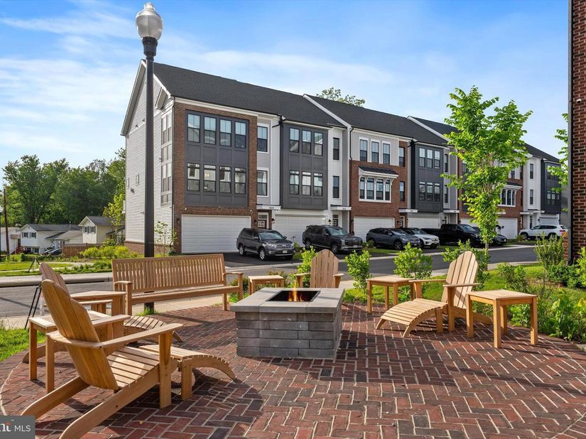 7413 Rocky Creek Terrace, Annandale VA 22003