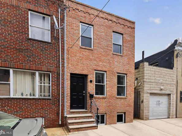 2033 S Mildred Street, Philadelphia PA 19148