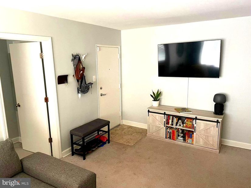742 Brandywine Street SE 202, Washington DC 20032