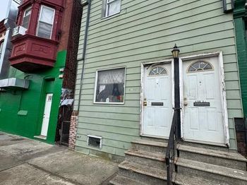 2708 W Lehigh Avenue