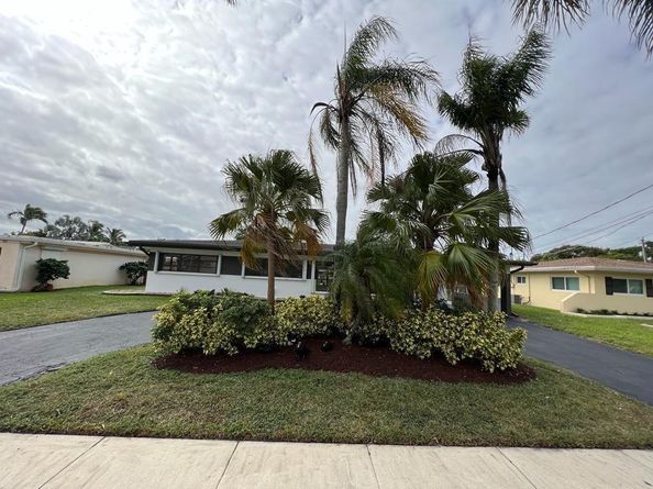 5840 SW 14th St, Plantation FL 33317