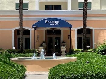 802 W Windward 204 Way