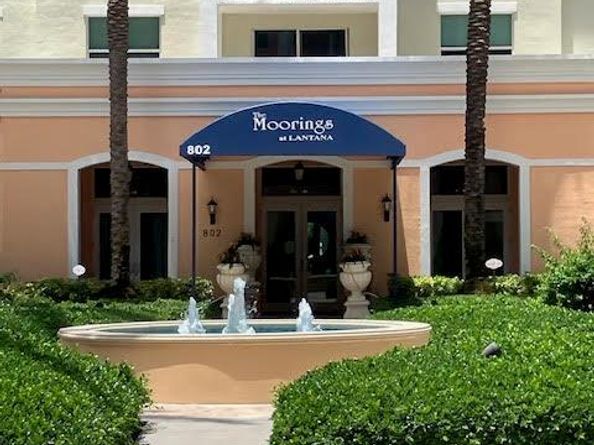 802 W Windward 204 Way 204, Lantana FL 33462