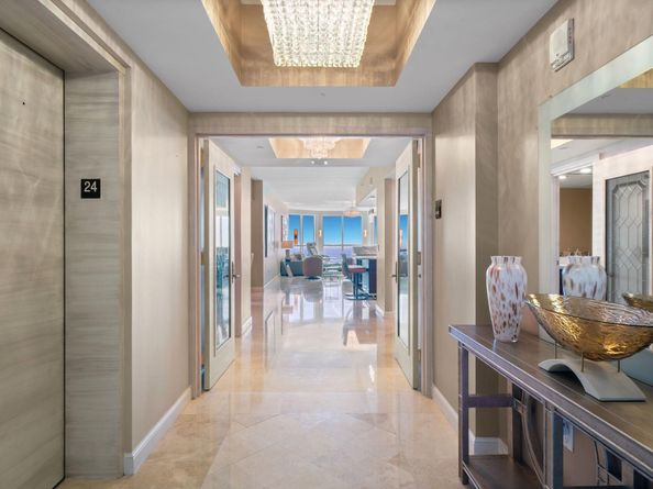 101 S Fort Lauderdale Beach Blvd 2402, Fort Lauderdale FL 33316