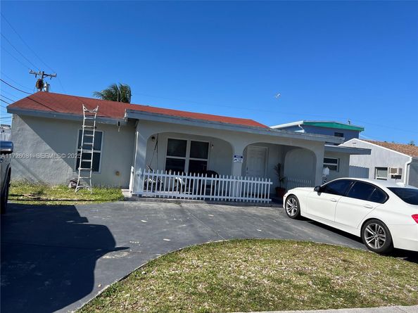 720 NW 30th Avenue, Miami FL 33125