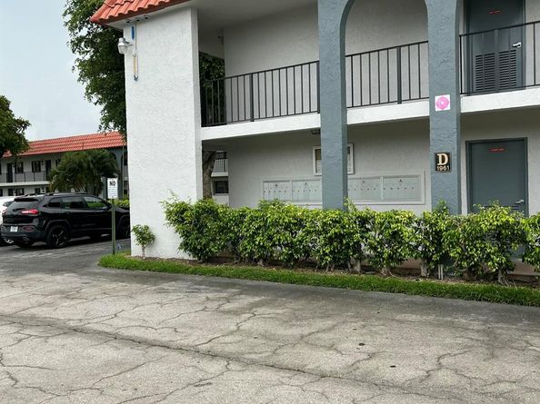 1961 W Woolbright Road D103, Boynton Beach FL 33426