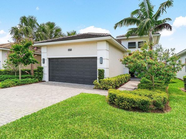 16070 Key Biscayne Lane, The Acreage FL 33470