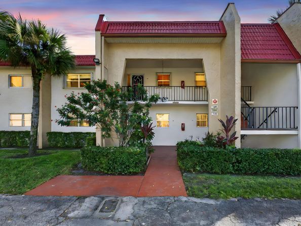 148 Lake Carol Drive, West Palm Beach FL 33411