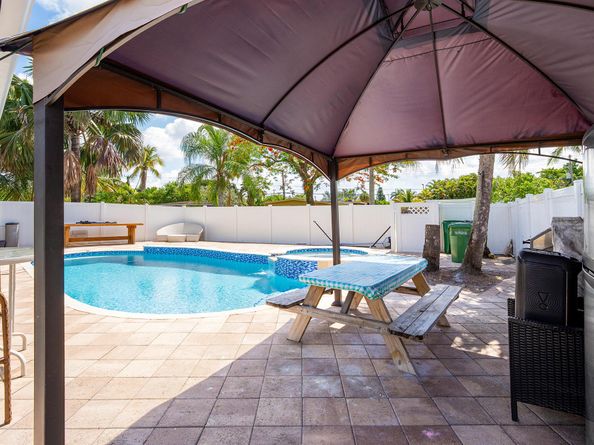 1409 NW 58th Avenue, Margate FL 33063