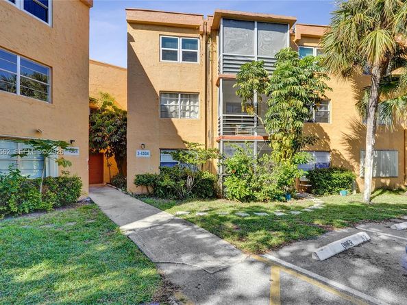 4314 NW 9th Avenue 33D, Deerfield Beach FL 33064