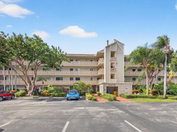 14375 Strathmore Lane