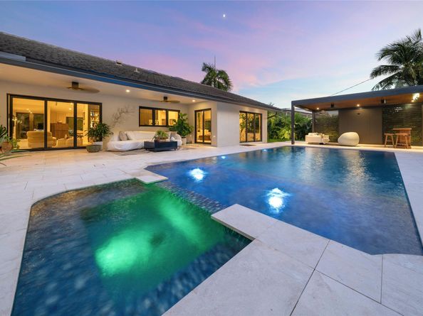 1621 Seabreeze Blvd, Fort Lauderdale FL 33316