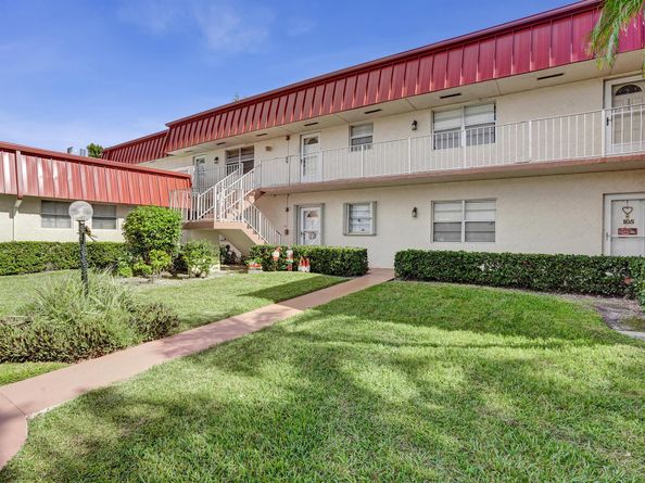 12014 Greenway Circle 206, Royal Palm Beach FL 33411