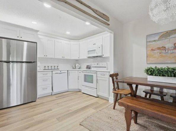 3561 Tall Pine Way C2, Greenacres FL 33463