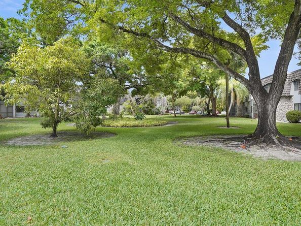 3105 Oakland Shores Drive J207, Oakland Park FL 33309