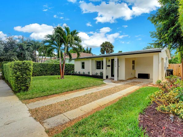 820 NE 17th Street, Fort Lauderdale FL 33305