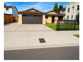 527 W 93rd