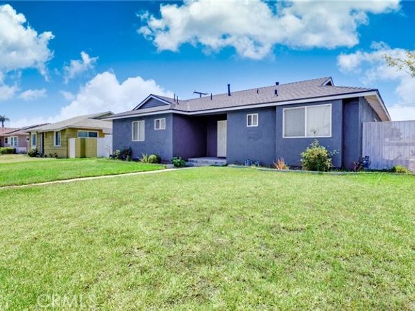235 S Azusa, West Covina CA 91791