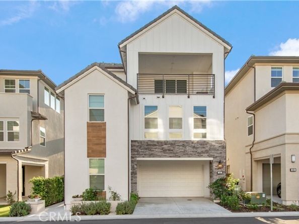 131 Reyes Alley, Lake Forest (el Toro) CA 92630
