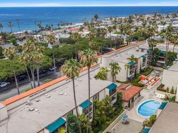 6455 La Jolla Boulevard