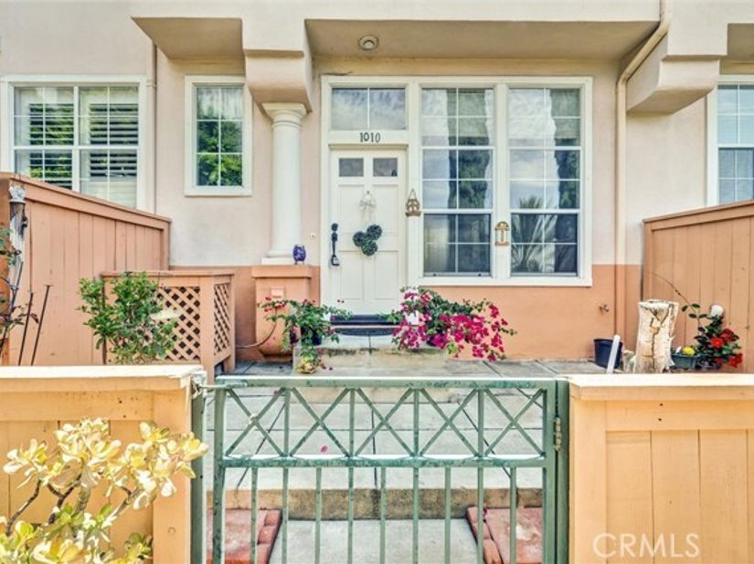 1010 S Volterra, Anaheim CA 92808