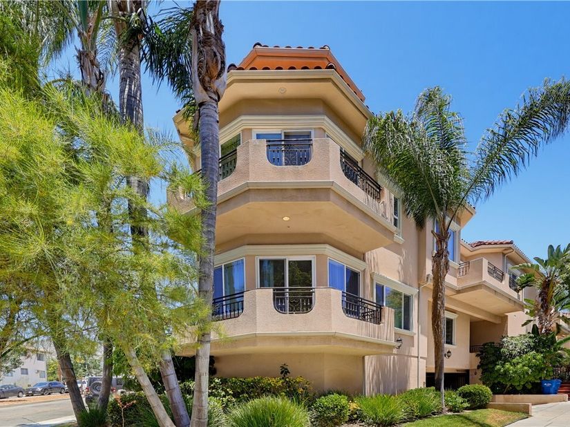 350 Bethany Road, Burbank CA 91504