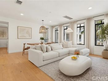 5625 Crescent Park