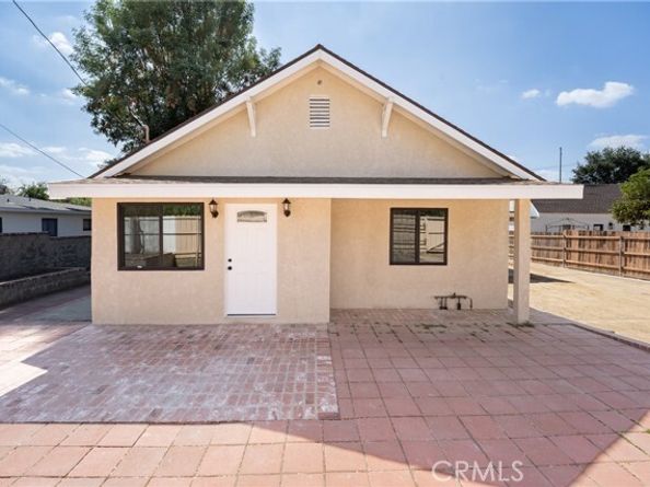 10824 Foothill Boulevard, Sylmar (los Angeles) CA 91342