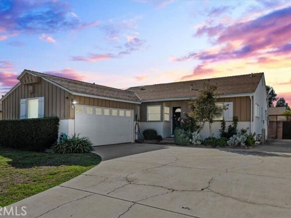 8131 Garden Grove, Reseda (los Angeles) CA 91335