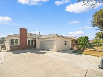 2057 N Eastern