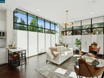 210 Lafayette Circle