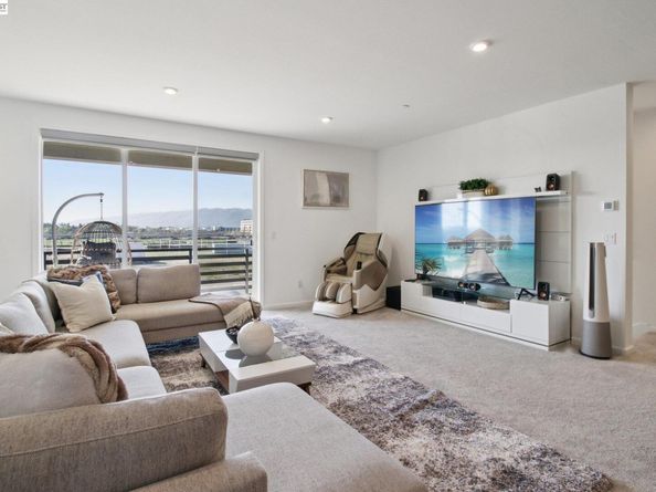 5473 Dublin Blvd, Dublin CA 94568