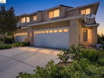 1025 Pinehurst Court