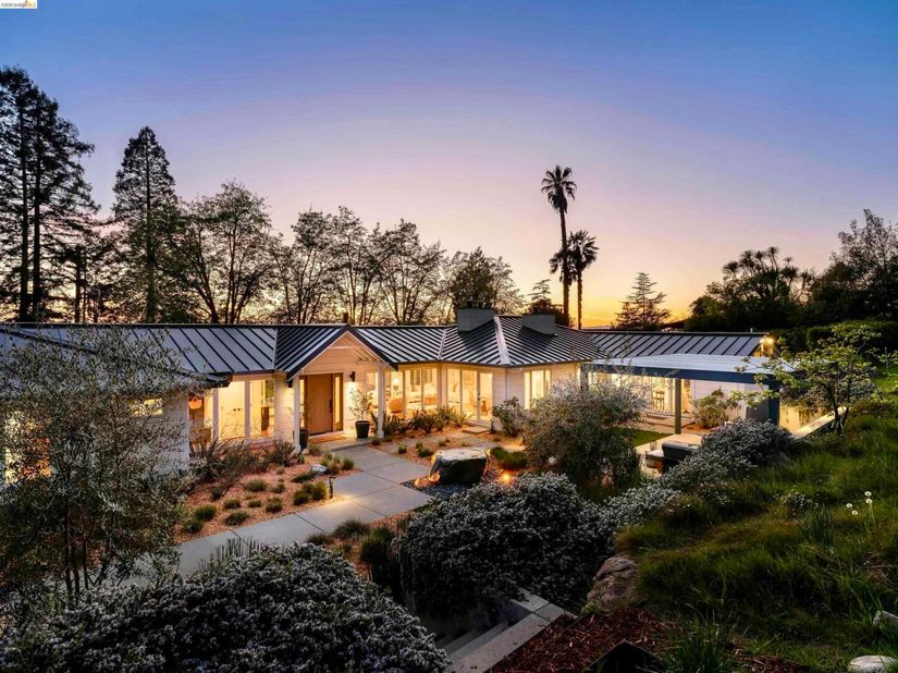 12700 Skyline Boulevard, Oakland CA 94619
