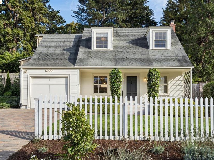 6200 Aspinwall Rd, Oakland CA 94611