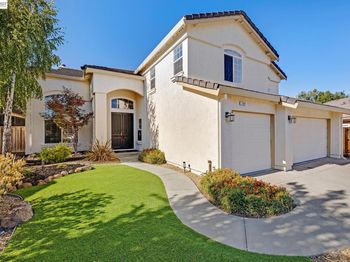 104 Wildflower Valley Ct