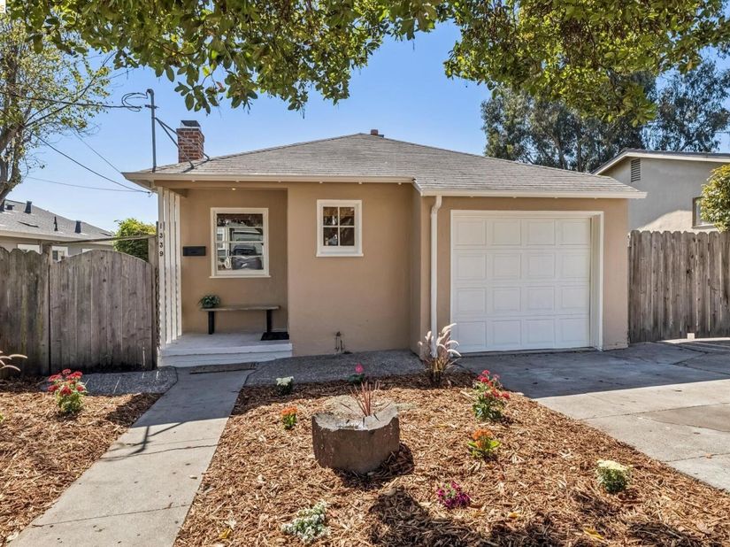 1339 Mariposa St, Richmond CA 94804