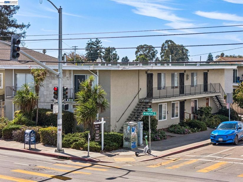 901 55Th St, Oakland CA 94608