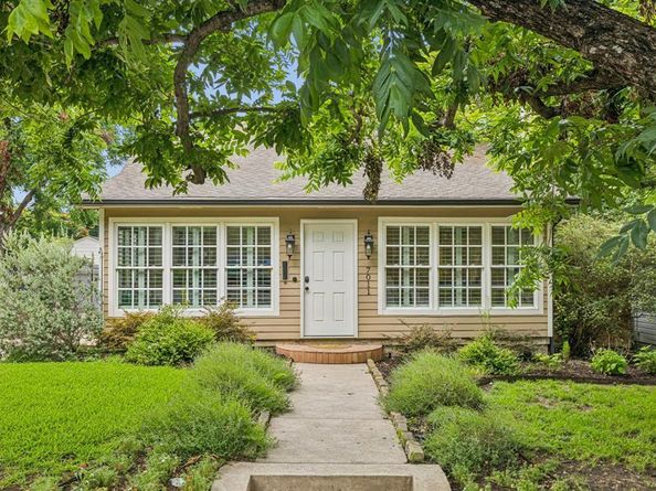 7011  Lindsley Avenue , Dallas Texas 75223