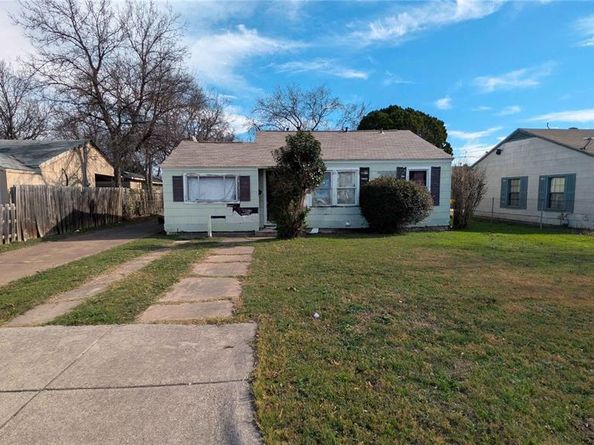 3221  New York Avenue , Fort Worth Texas 76110