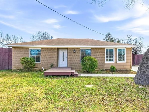 1912  Rayburn Avenue , Mesquite Texas 75149