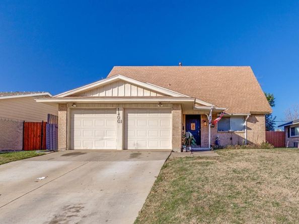 1400  Milam Way , Carrollton Texas 75006