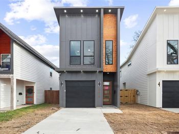 2618  Birmingham Avenue 