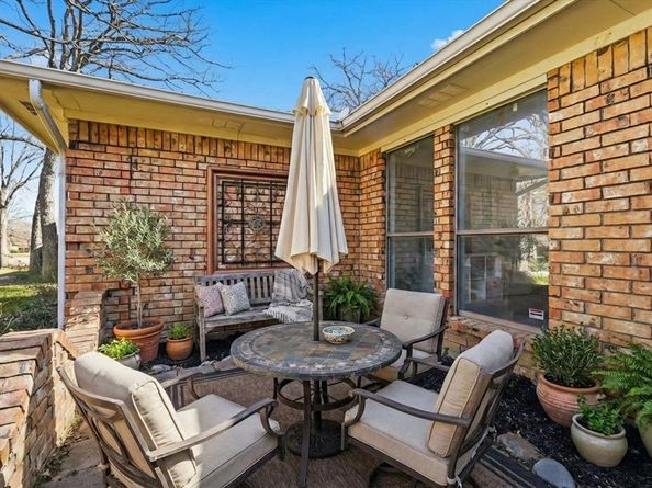 5114  Overridge Drive , Arlington Texas 76017