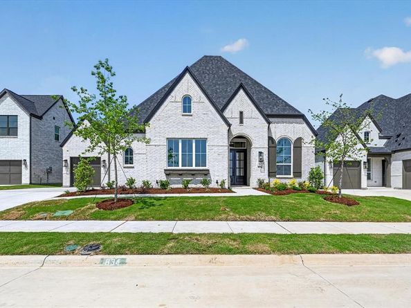 834  Montrose Drive , Rockwall Texas 75087