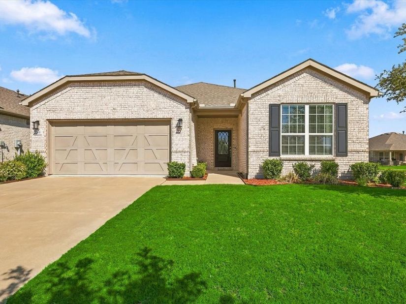 965  Memorial Drive , Little Elm Texas 76227