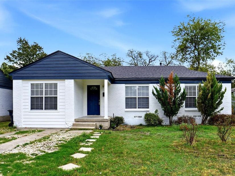 10430  Desdemona Drive , Dallas Texas 75228